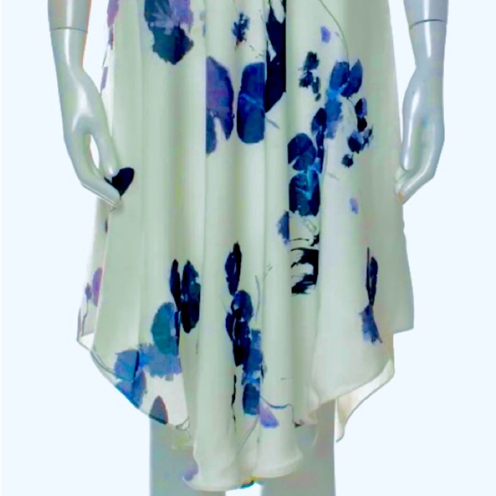 Alya handkerchief skirt , flare .   Very comfortable skirt can wear wherever